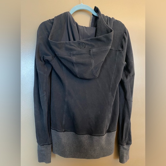 Lululemon Define Jacket - Picture 2 of 3